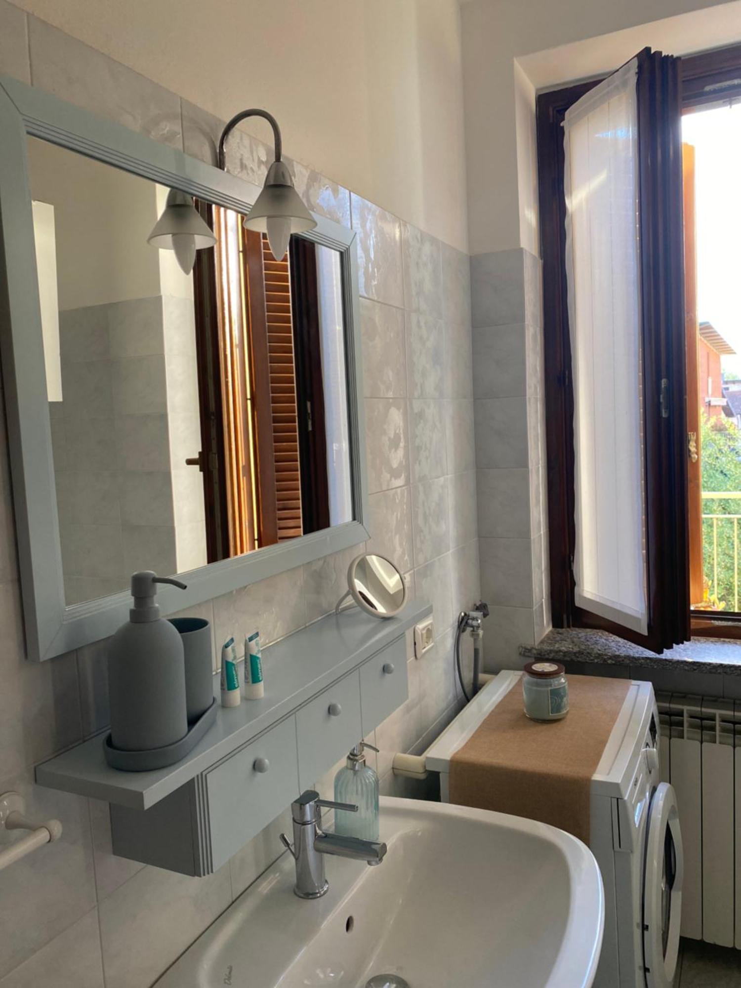 Appartamento Anna Lungo Fiume - Lago Maggiore Sesto Calende Buitenkant foto
